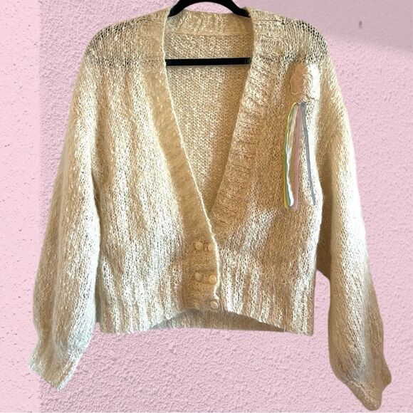80s vintage cream mohair knit cropped cardigan with appliqué ribbon detail - Picture 1 of 10
